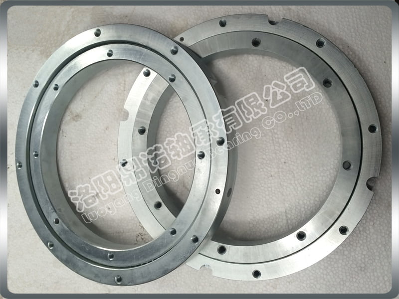 四點接觸球轉(zhuǎn)盤軸承-無齒型